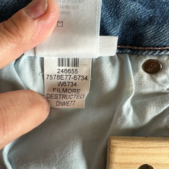 PAIGE Denim Stella Straight Jeans Distressed Size 33 - Picture 13 of 14